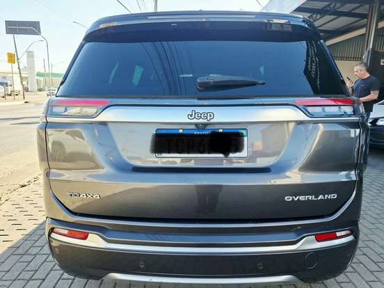 JEEP-COMMANDER-2023