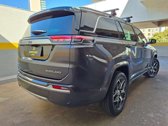 JEEP-COMMANDER-2.0 TD380 TURBO DIESEL OVERLAND AT9 JEEP-COMMANDER-2022