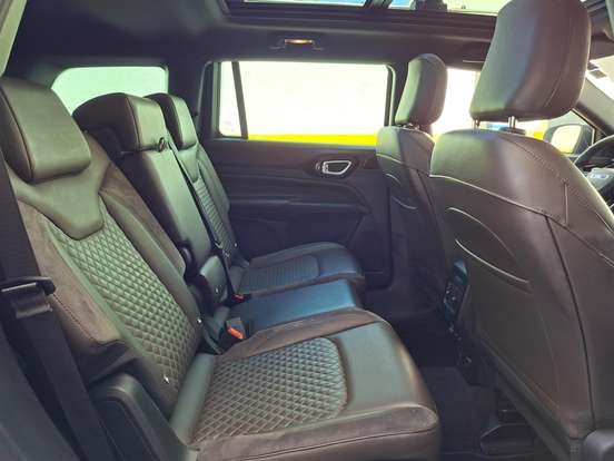 JEEP-COMMANDER-2022