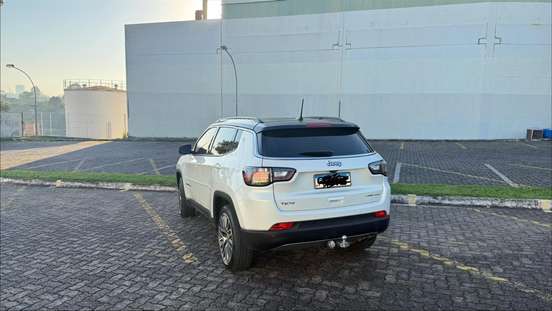 JEEP-COMPASS-2021