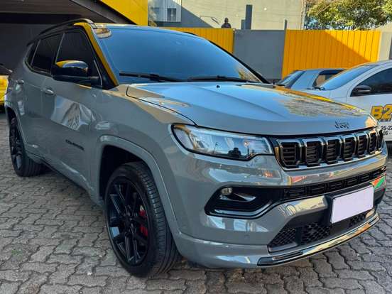 JEEP-COMPASS-2.0 HURRICANE 4 TURBO GASOLINA BLACKHAWK AT9 JEEP-COMPASS-2025
