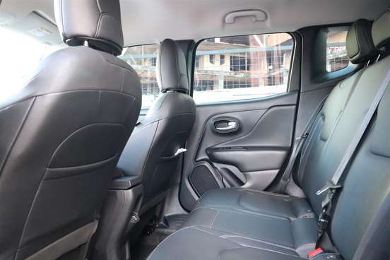 JEEP-RENEGADE-2023