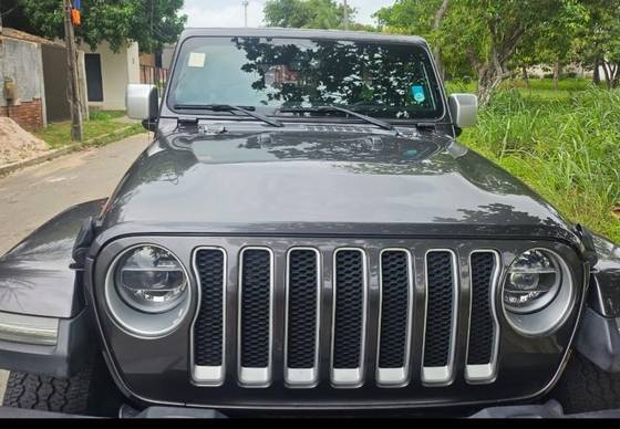 JEEP WRANGLER 2.0 TURBO GASOLINA SAHARA 2P 4X4 AT8