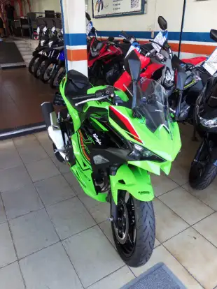 KAWASAKI-NINJA 500 SE KAWASAKI-NINJA 500 SE-2024