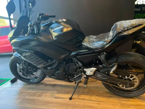 KAWASAKI NINJA 650 ABS KAWASAKI NINJA 650 ABS
