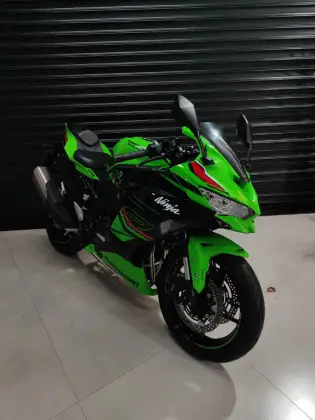 KAWASAKI NINJA ZX-4R 