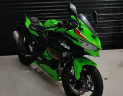 KAWASAKI NINJA ZX-4R KAWASAKI NINJA ZX-4R