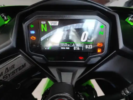 KAWASAKI-NINJA ZX-4R KAWASAKI-NINJA ZX-4R-2023