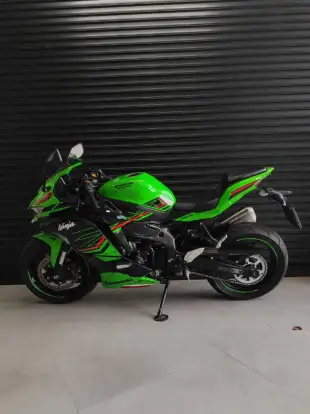 KAWASAKI-NINJA ZX-4R-2023