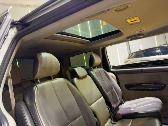 KIA-CARNIVAL-2016