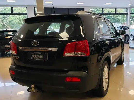 KIA-SORENTO-2.4 EX2 4X2 16V GASOLINA 4P AUTOMÁTICO KIA-SORENTO-2010