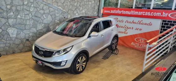 KIA SPORTAGE 2.0 EX 4X2 16V FLEX 4P AUTOMÁTICO KIA SPORTAGE 2.0 EX 4X2 16V FLEX 4P AUTOMÁTICO