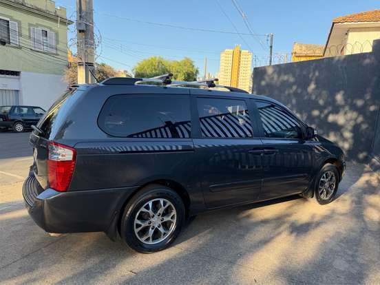 KIA-CARNIVAL-3.5 EX V6 24V GASOLINA 4P AUTOMÁTICO KIA-CARNIVAL-2014