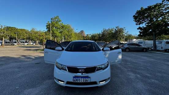 KIA-CERATO-1.6 SX3 16V GASOLINA 4P AUTOMÁTICO KIA-CERATO-2012