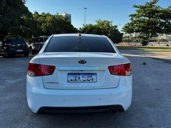 KIA-CERATO-1.6 SX3 16V GASOLINA 4P AUTOMÁTICO KIA-CERATO-2012