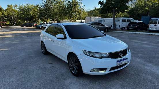 KIA-CERATO-2012