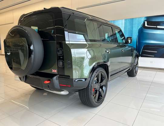LAND ROVER-DEFENDER-2026