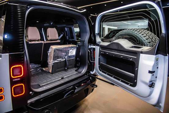 LAND ROVER-DEFENDER-2026
