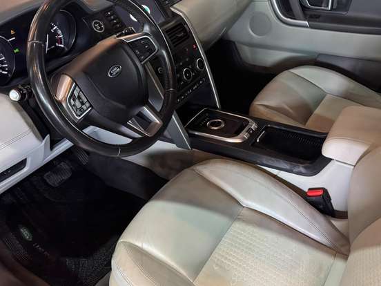 LAND ROVER-DISCOVERY SPORT-2.0 16V SI4 TURBO GASOLINA SE 4P AUTOMÁTICO LAND ROVER-DISCOVERY SPORT-2015