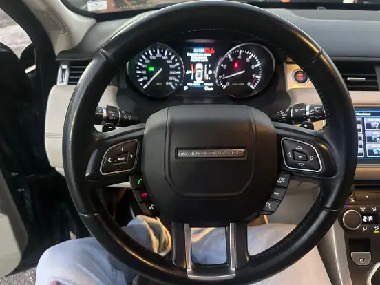 LAND ROVER-RANGE ROVER EVOQUE-2.0 PRESTIGE 4WD 16V GASOLINA 4P AUTOMÁTICO LAND ROVER-RANGE ROVER EVOQUE-2011