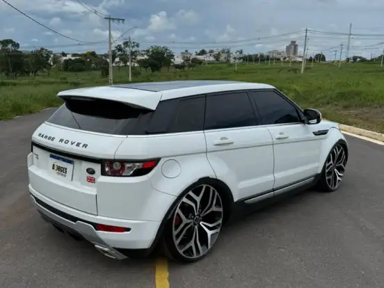 LAND ROVER-RANGE ROVER EVOQUE-2.0 PRESTIGE TECH 4WD 16V GASOLINA 4P AUTOMÁTICO LAND ROVER-RANGE ROVER EVOQUE-2013