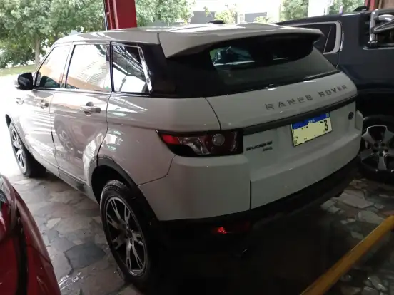 LAND ROVER-RANGE ROVER EVOQUE-2.0 PURE 4WD 16V GASOLINA 4P AUTOMÁTICO LAND ROVER-RANGE ROVER EVOQUE-2012