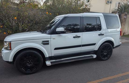 LAND ROVER-DISCOVERY 4-2011