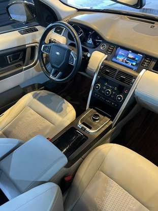 LAND ROVER-DISCOVERY SPORT-2018