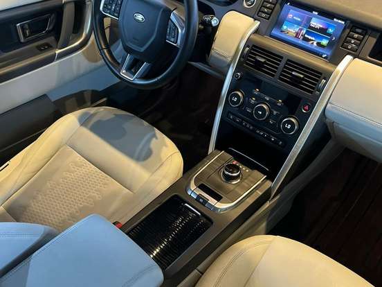 LAND ROVER-DISCOVERY SPORT-2.0 16V SI4 TURBO GASOLINA SE 4P AUTOMÁTICO LAND ROVER-DISCOVERY SPORT-2018