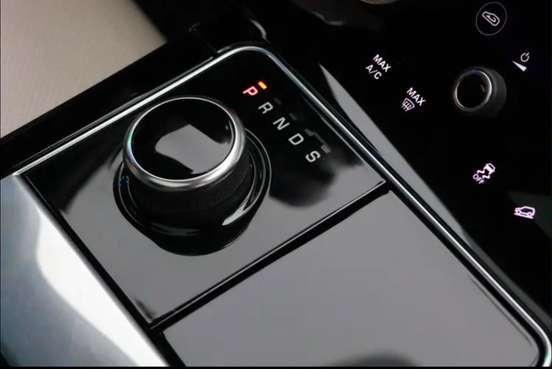 LAND ROVER-RANGE ROVER VELAR-2.0 P300 GASOLINA R-DYNAMIC SE AUTOMÁTICO LAND ROVER-RANGE ROVER VELAR-2020