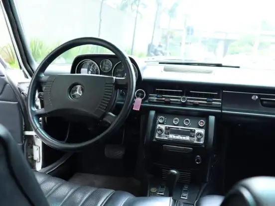 MERCEDES-BENZ-240 D-3.0 DIESEL 4P AUTOMÁTICO MERCEDES-BENZ-240 D-1976