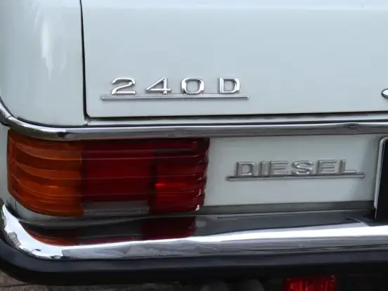 MERCEDES-BENZ-240 D-3.0 DIESEL 4P AUTOMÁTICO MERCEDES-BENZ-240 D-1976