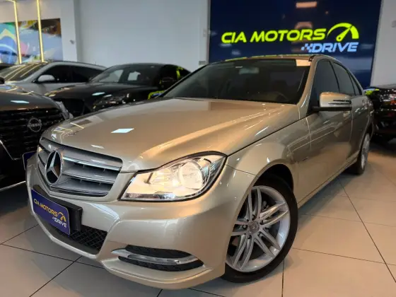 MERCEDES-BENZ C 180 1.6 CGI CLASSIC 16V TURBO GASOLINA 4P AUTOMÁTICO MERCEDES-BENZ C 180 1.6 CGI CLASSIC 16V TURBO GASOLINA 4P AUTOMÁTICO