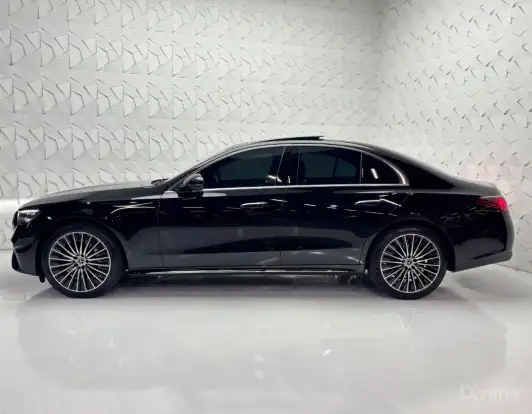 MERCEDES-BENZ-E 300-2024