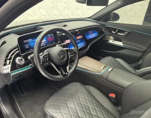 MERCEDES-BENZ-E 300-2024