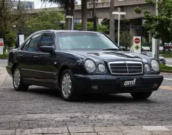 MERCEDES-BENZ E 320 3.2 ELEGANCE V6 GASOLINA 4P AUTOMÁTICO MERCEDES-BENZ E 320 3.2 ELEGANCE V6 GASOLINA 4P AUTOMÁTICO