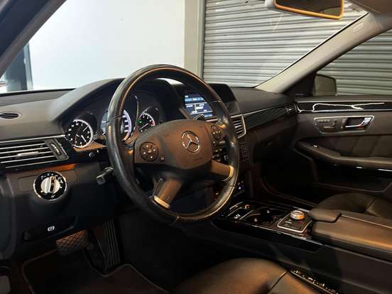 MERCEDES-BENZ-E 350-2009