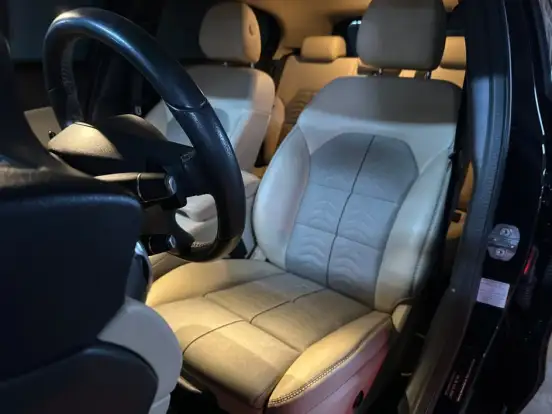 MERCEDES-BENZ-GLA 200-2019