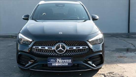 MERCEDES-BENZ-GLA 200-2025