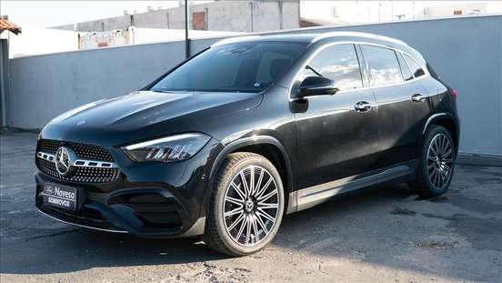 MERCEDES-BENZ-GLA 200-2025