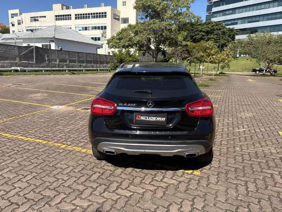 MERCEDES-BENZ-GLA 200-1.6 CGI ADVANCE 16V TURBO FLEX 4P AUTOMÁTICO MERCEDES-BENZ-GLA 200-2016