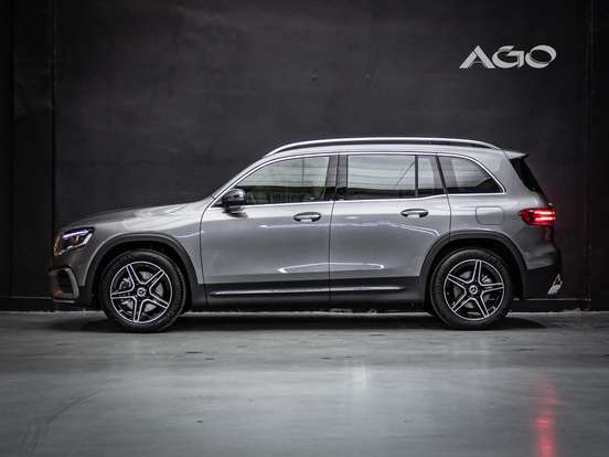 MERCEDES-BENZ-GLB 220-2.0 MHEV AMG LINE 4MATIC 8G-DCT MERCEDES-BENZ-GLB 220-2025