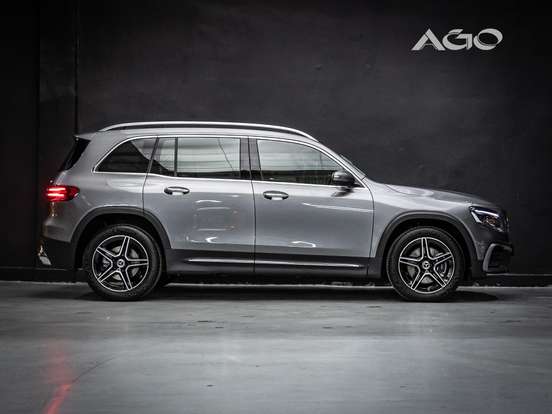 MERCEDES-BENZ-GLB 220-2.0 MHEV AMG LINE 4MATIC 8G-DCT MERCEDES-BENZ-GLB 220-2025