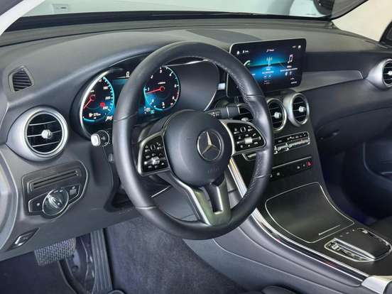 MERCEDES-BENZ-GLC 220d-2021