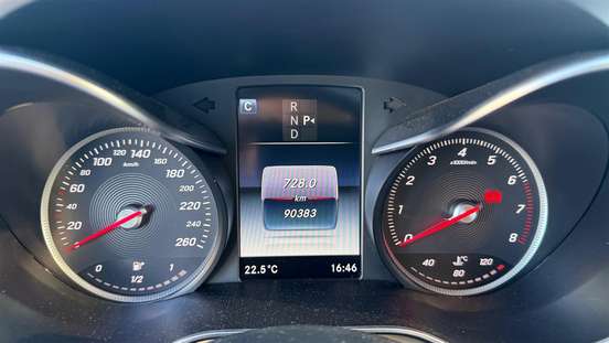 MERCEDES-BENZ-C 180-2016