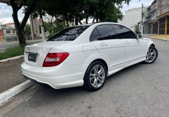 MERCEDES-BENZ-C 200-1.8 CGI AVANTGARDE 16V GASOLINA 4P AUTOMÁTICO MERCEDES-BENZ-C 200-2013