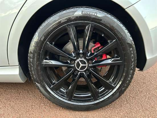 MERCEDES-BENZ-CLASSE A-2014