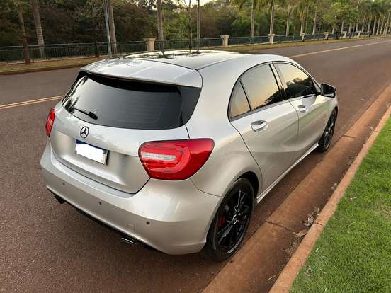 MERCEDES-BENZ-CLASSE A-1.6 200 TURBO URBAN GASOLINA 4P AUTOMATIZADO MERCEDES-BENZ-CLASSE A-2014