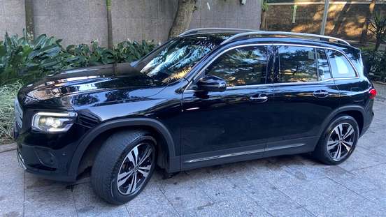 MERCEDES-BENZ-GLB 200-2021