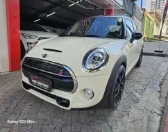 MINI COOPER 2.0 16V TWINPOWER GASOLINA S 4P STEPTRONIC MINI COOPER 2.0 16V TWINPOWER GASOLINA S 4P STEPTRONIC